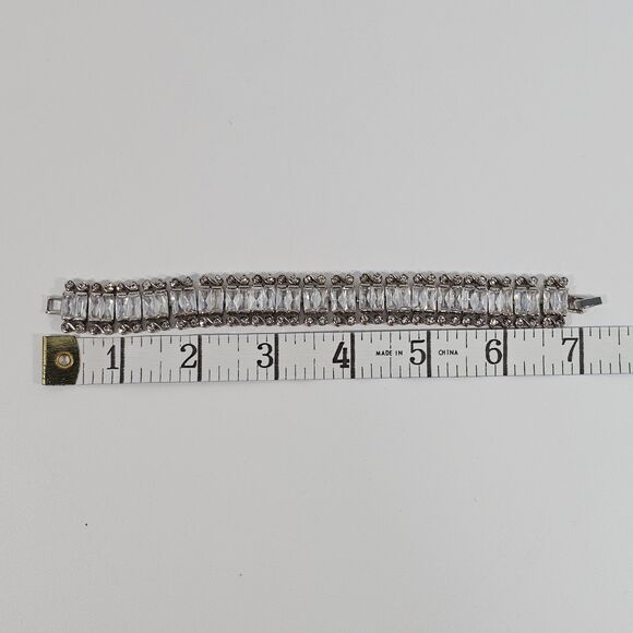 Vintage Clear Baguette Rhinestone Wide Link Bracelet 7 Inch - Picture 5 of 7